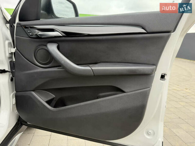 Белый БМВ Х1, объемом двигателя 2 л и пробегом 153 тыс. км за 16500 $, фото 26 на Automoto.ua