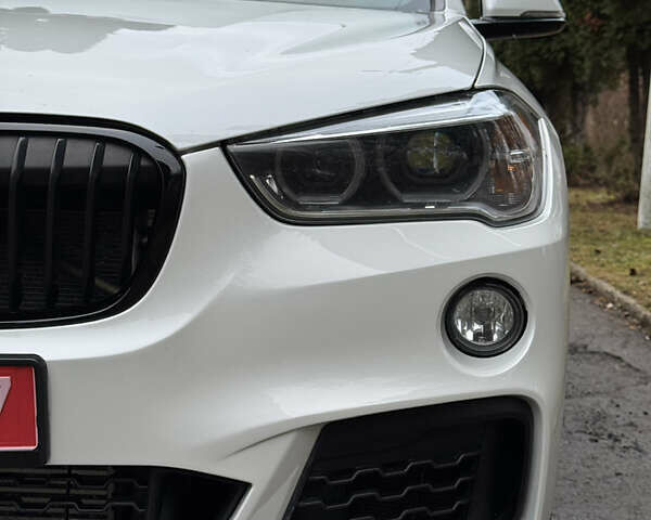 Белый БМВ Х1, объемом двигателя 2 л и пробегом 129 тыс. км за 18500 $, фото 20 на Automoto.ua