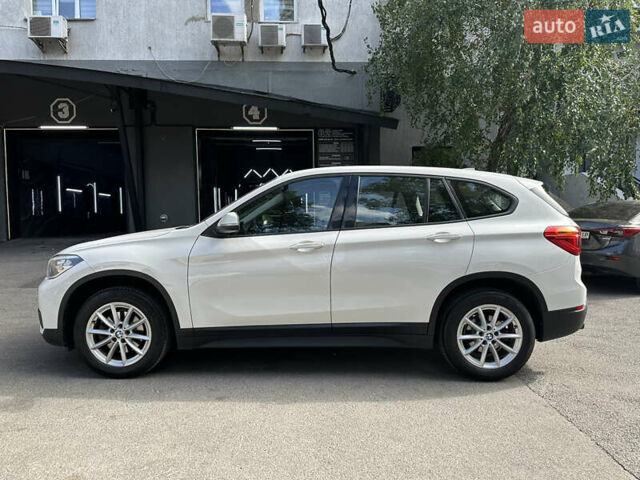 Белый БМВ Х1, объемом двигателя 1.5 л и пробегом 110 тыс. км за 21000 $, фото 8 на Automoto.ua