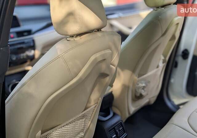 Белый БМВ Х1, объемом двигателя 2 л и пробегом 80 тыс. км за 22500 $, фото 14 на Automoto.ua
