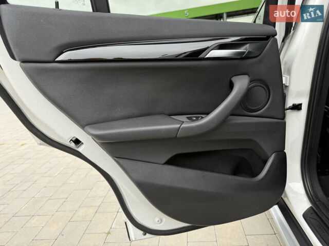 Белый БМВ Х1, объемом двигателя 2 л и пробегом 153 тыс. км за 16500 $, фото 28 на Automoto.ua