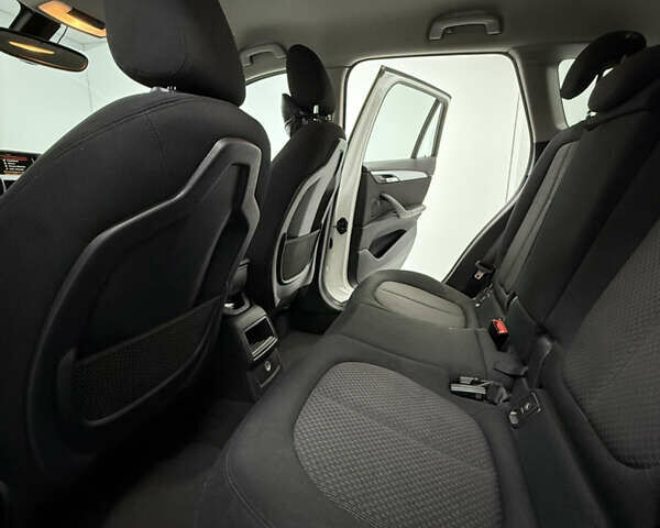 Білий БМВ Х1, об'ємом двигуна 1.5 л та пробігом 164 тис. км за 15900 $, фото 26 на Automoto.ua