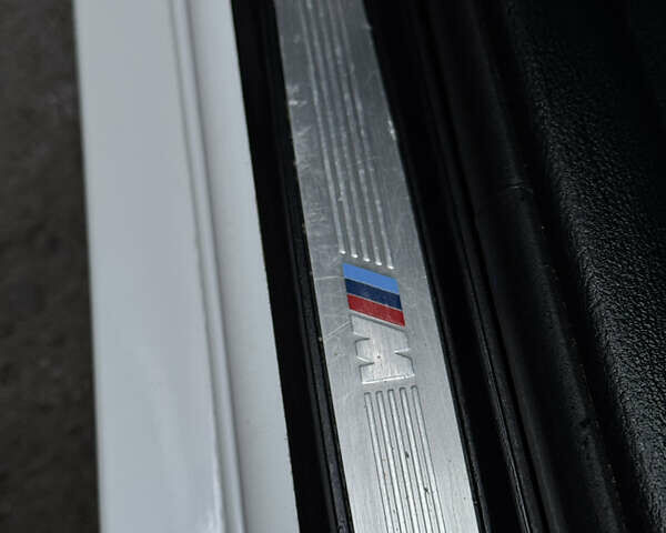 Белый БМВ Х1, объемом двигателя 2 л и пробегом 129 тыс. км за 18500 $, фото 27 на Automoto.ua