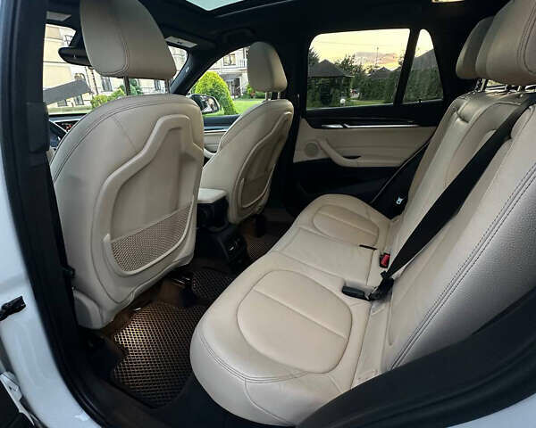 Белый БМВ Х1, объемом двигателя 2 л и пробегом 165 тыс. км за 16300 $, фото 23 на Automoto.ua