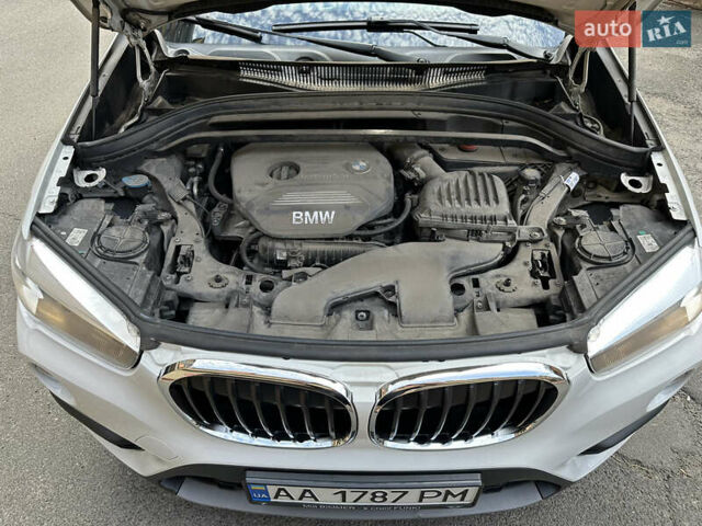 Белый БМВ Х1, объемом двигателя 1.5 л и пробегом 110 тыс. км за 21000 $, фото 64 на Automoto.ua