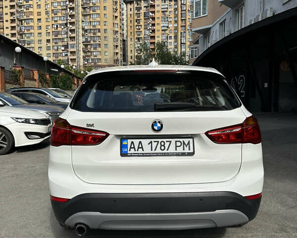 Белый БМВ Х1, объемом двигателя 1.5 л и пробегом 110 тыс. км за 21000 $, фото 12 на Automoto.ua