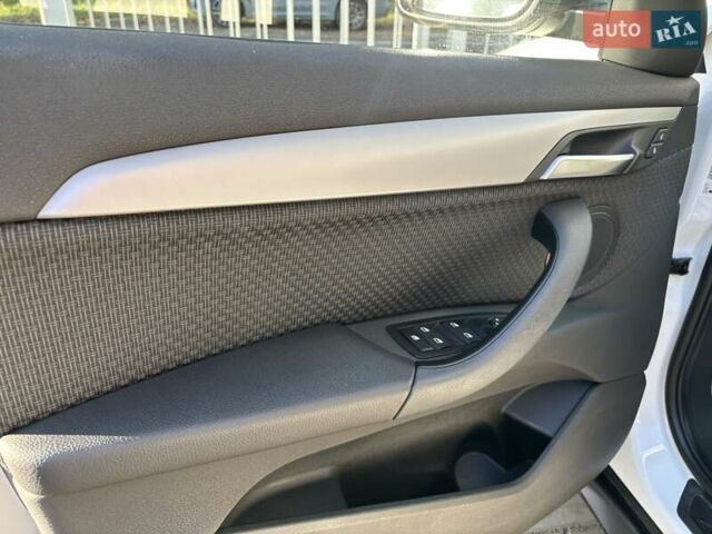 Білий БМВ Х1, об'ємом двигуна 2 л та пробігом 84 тис. км за 22900 $, фото 20 на Automoto.ua