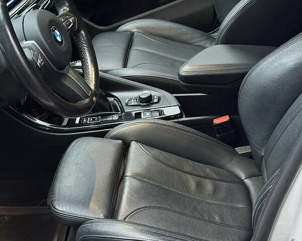 Белый БМВ Х1, объемом двигателя 2 л и пробегом 129 тыс. км за 18500 $, фото 6 на Automoto.ua