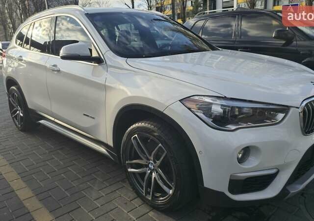 Белый БМВ Х1, объемом двигателя 2 л и пробегом 105 тыс. км за 23599 $, фото 7 на Automoto.ua