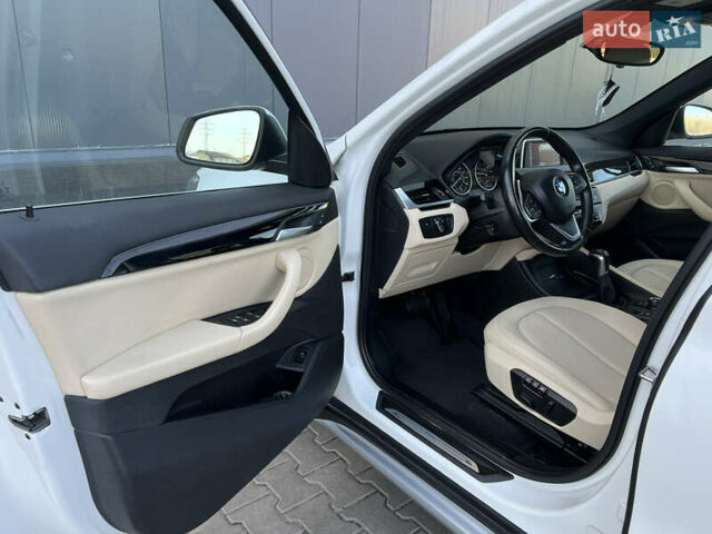 Белый БМВ Х1, объемом двигателя 2 л и пробегом 92 тыс. км за 18700 $, фото 25 на Automoto.ua