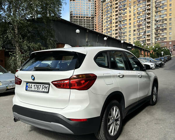 Белый БМВ Х1, объемом двигателя 1.5 л и пробегом 110 тыс. км за 21000 $, фото 11 на Automoto.ua