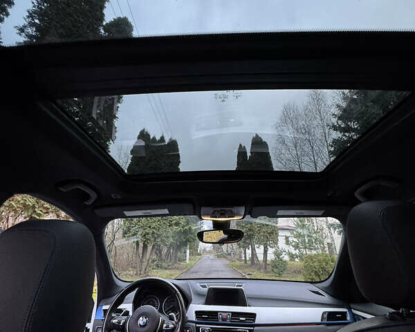 Белый БМВ Х1, объемом двигателя 2 л и пробегом 129 тыс. км за 18500 $, фото 28 на Automoto.ua