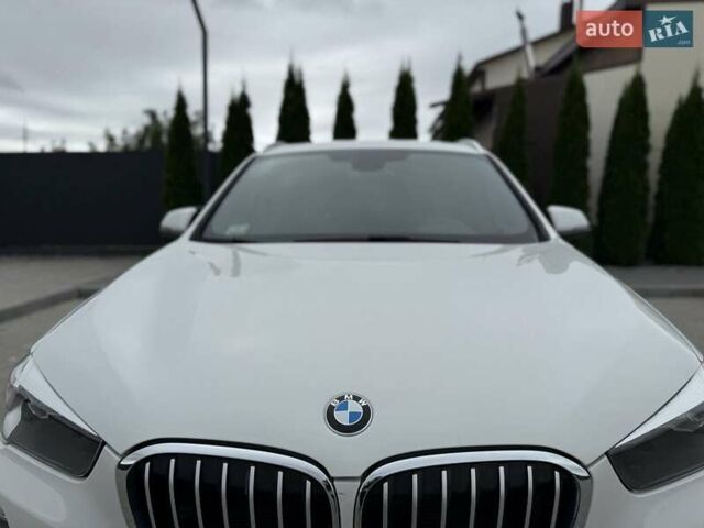 Белый БМВ Х1, объемом двигателя 2 л и пробегом 157 тыс. км за 16700 $, фото 1 на Automoto.ua
