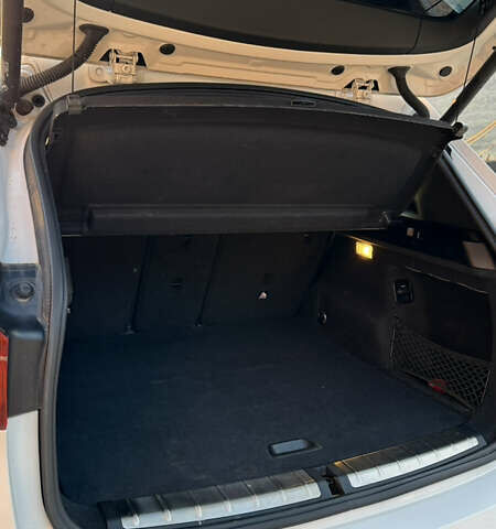 Білий БМВ Х1, об'ємом двигуна 2 л та пробігом 150 тис. км за 21000 $, фото 27 на Automoto.ua