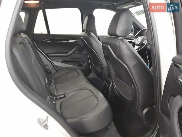 Белый БМВ Х1, объемом двигателя 2 л и пробегом 149 тыс. км за 3500 $, фото 9 на Automoto.ua