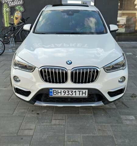 Белый БМВ Х1, объемом двигателя 2 л и пробегом 105 тыс. км за 23599 $, фото 3 на Automoto.ua