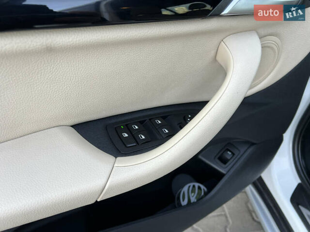 Белый БМВ Х1, объемом двигателя 2 л и пробегом 92 тыс. км за 18700 $, фото 29 на Automoto.ua