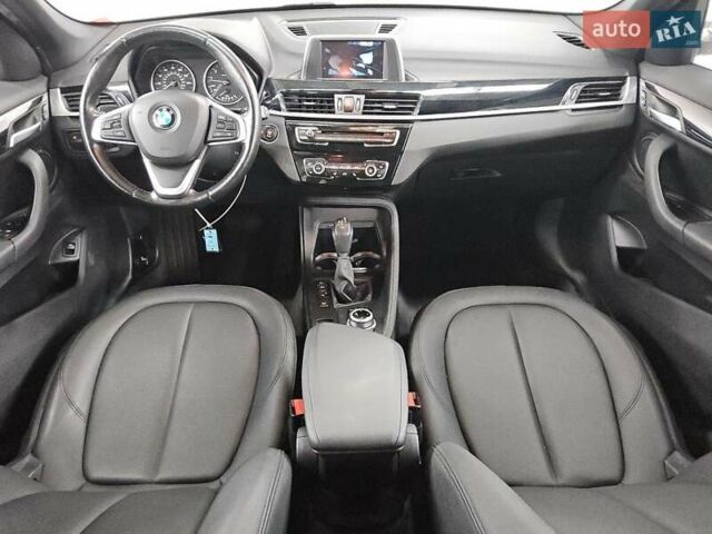 Белый БМВ Х1, объемом двигателя 2 л и пробегом 149 тыс. км за 3500 $, фото 7 на Automoto.ua