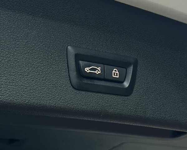 Белый БМВ Х1, объемом двигателя 2 л и пробегом 129 тыс. км за 18500 $, фото 18 на Automoto.ua