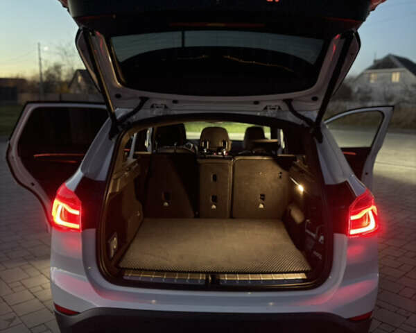 Белый БМВ Х1, объемом двигателя 2 л и пробегом 250 тыс. км за 18500 $, фото 13 на Automoto.ua