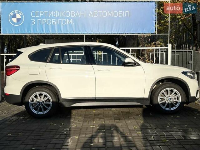Білий БМВ Х1, об'ємом двигуна 2 л та пробігом 84 тис. км за 22900 $, фото 5 на Automoto.ua