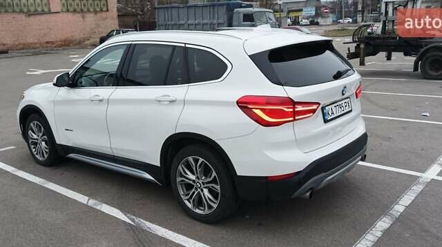 Білий БМВ Х1, об'ємом двигуна 2 л та пробігом 99 тис. км за 20200 $, фото 3 на Automoto.ua