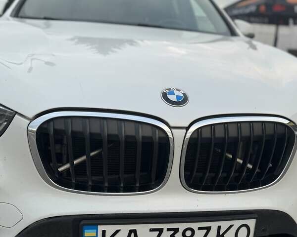 Белый БМВ Х1, объемом двигателя 2 л и пробегом 179 тыс. км за 16100 $, фото 28 на Automoto.ua