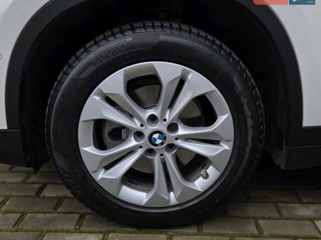 Белый БМВ Х1, объемом двигателя 1.5 л и пробегом 100 тыс. км за 17999 $, фото 13 на Automoto.ua