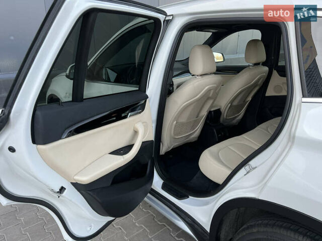 Белый БМВ Х1, объемом двигателя 2 л и пробегом 92 тыс. км за 18700 $, фото 23 на Automoto.ua