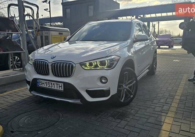 Белый БМВ Х1, объемом двигателя 2 л и пробегом 105 тыс. км за 23599 $, фото 6 на Automoto.ua