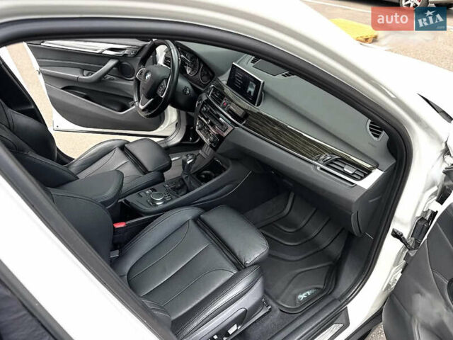 Белый БМВ Х1, объемом двигателя 2 л и пробегом 34 тыс. км за 24500 $, фото 4 на Automoto.ua