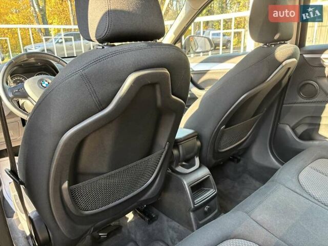 Білий БМВ Х1, об'ємом двигуна 2 л та пробігом 84 тис. км за 22900 $, фото 29 на Automoto.ua