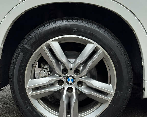 Белый БМВ Х1, объемом двигателя 2 л и пробегом 129 тыс. км за 18500 $, фото 21 на Automoto.ua