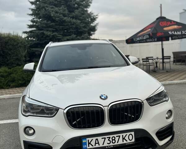 Белый БМВ Х1, объемом двигателя 2 л и пробегом 179 тыс. км за 16100 $, фото 27 на Automoto.ua