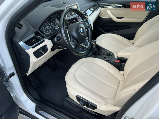 Белый БМВ Х1, объемом двигателя 2 л и пробегом 92 тыс. км за 18700 $, фото 26 на Automoto.ua