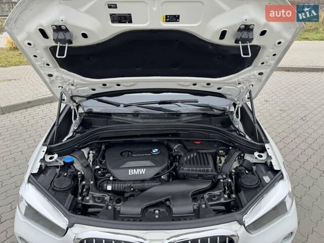 Білий БМВ Х1, об'ємом двигуна 2 л та пробігом 76 тис. км за 18300 $, фото 32 на Automoto.ua