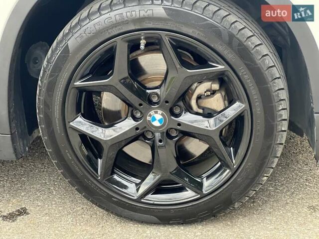 Белый БМВ Х1, объемом двигателя 2 л и пробегом 131 тыс. км за 19550 $, фото 6 на Automoto.ua