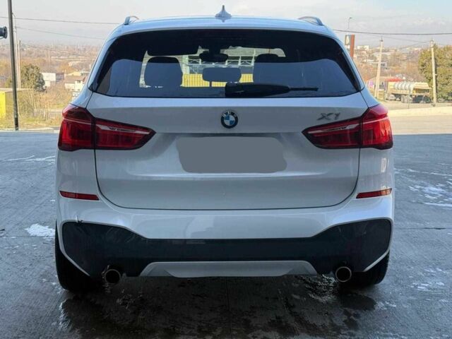 Белый БМВ Х1, объемом двигателя 2 л и пробегом 66 тыс. км за 11200 $, фото 5 на Automoto.ua