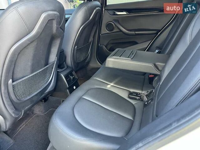 Белый БМВ Х1, объемом двигателя 2 л и пробегом 140 тыс. км за 17500 $, фото 31 на Automoto.ua