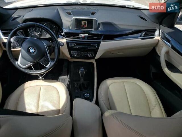 Белый БМВ Х1, объемом двигателя 2 л и пробегом 118 тыс. км за 4600 $, фото 6 на Automoto.ua