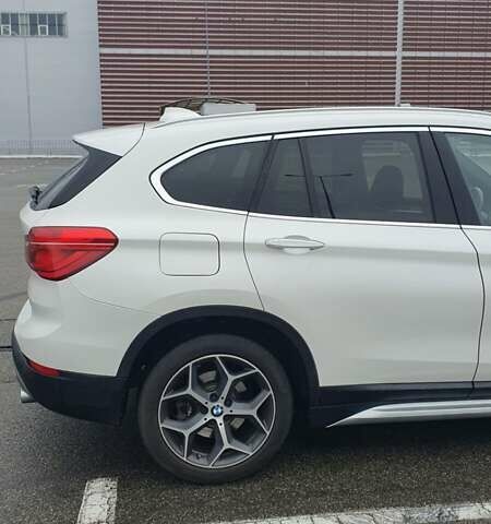 Белый БМВ Х1, объемом двигателя 2 л и пробегом 143 тыс. км за 17999 $, фото 9 на Automoto.ua