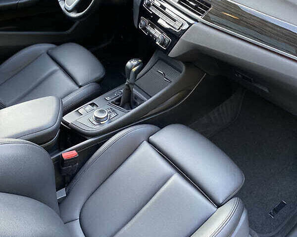 Белый БМВ Х1, объемом двигателя 2 л и пробегом 110 тыс. км за 16000 $, фото 22 на Automoto.ua