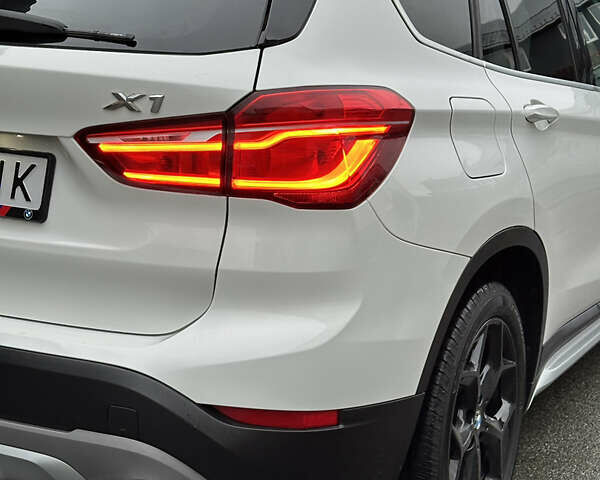 Білий БМВ Х1, об'ємом двигуна 2 л та пробігом 131 тис. км за 19500 $, фото 12 на Automoto.ua