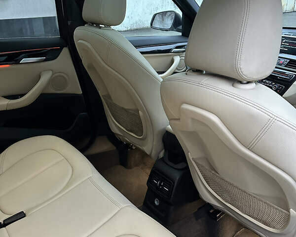 Білий БМВ Х1, об'ємом двигуна 2 л та пробігом 131 тис. км за 19500 $, фото 21 на Automoto.ua