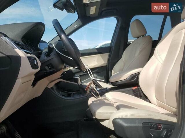 Белый БМВ Х1, объемом двигателя 2 л и пробегом 123 тыс. км за 4515 $, фото 6 на Automoto.ua