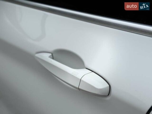Белый БМВ Х1, объемом двигателя 2 л и пробегом 76 тыс. км за 18800 $, фото 13 на Automoto.ua