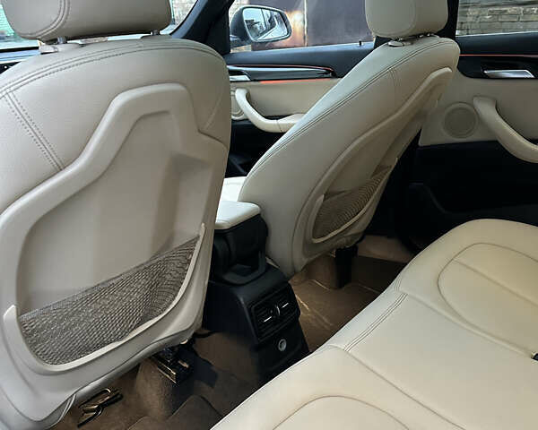 Білий БМВ Х1, об'ємом двигуна 2 л та пробігом 131 тис. км за 19500 $, фото 20 на Automoto.ua