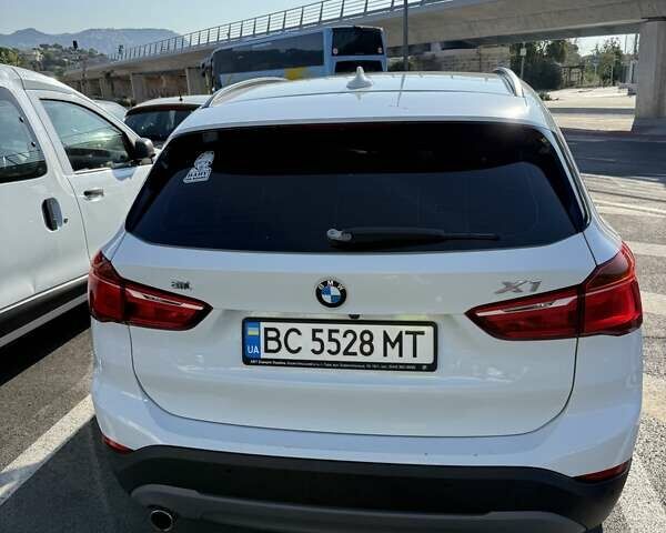 Белый БМВ Х1, объемом двигателя 2 л и пробегом 180 тыс. км за 20500 $, фото 6 на Automoto.ua