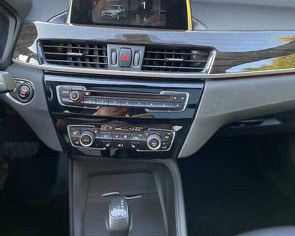 Белый БМВ Х1, объемом двигателя 2 л и пробегом 110 тыс. км за 16000 $, фото 13 на Automoto.ua