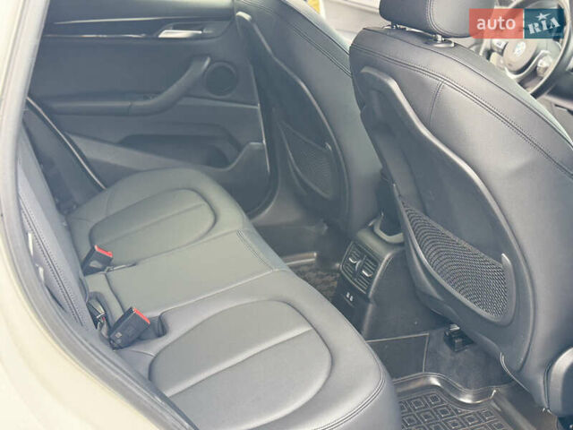 Белый БМВ Х1, объемом двигателя 2 л и пробегом 135 тыс. км за 19999 $, фото 54 на Automoto.ua